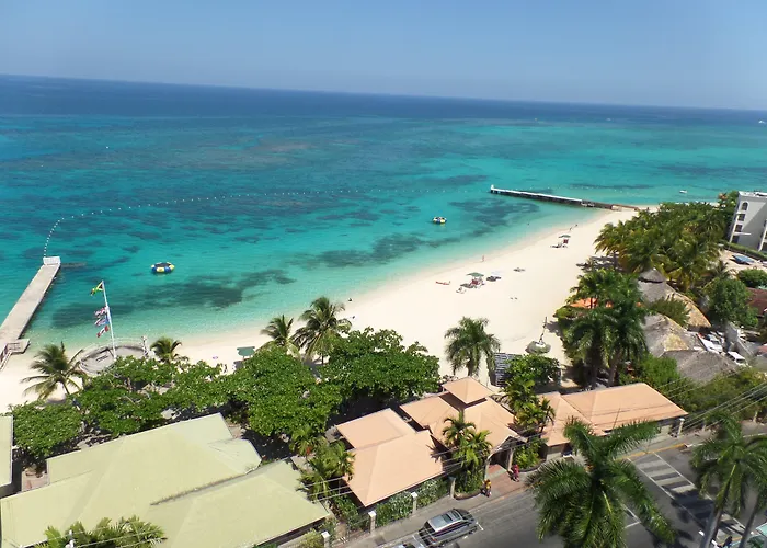 Sunny Tides At Club 3* Montego Bay