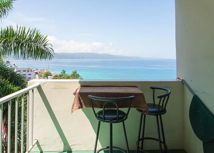 Aparthotel Sunny Tides At Club 3*